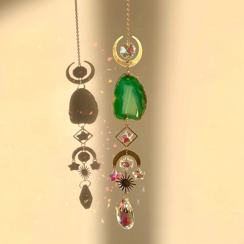 Vintage Minimalist Star and Moon Metal Pendant | Jewelry & Accessories