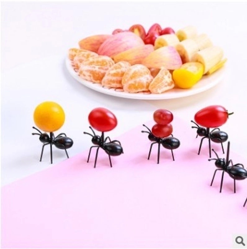 12 Pieces Cute Ants Designed Plastic Fruit Forks for Parties and Snacks|Kitchen & Dining Accessories
