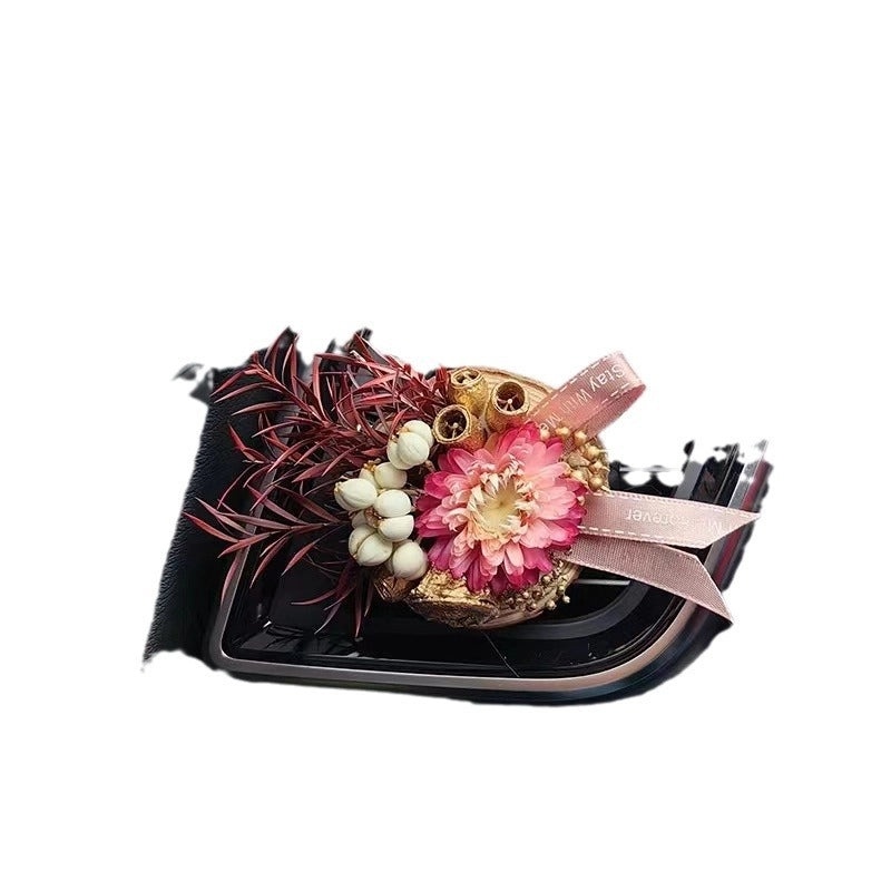 Pine Dried Flower Car Vent Clip Aromatherapy Decoration DIY Plant Gift for Friends|Car Accessories
