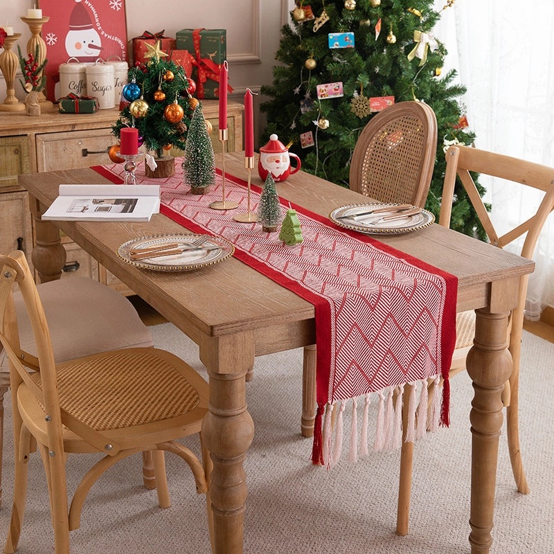 Elegant Floral Polyester Tablecloth for Christmas Casual Dining|Home Decor Table Linens