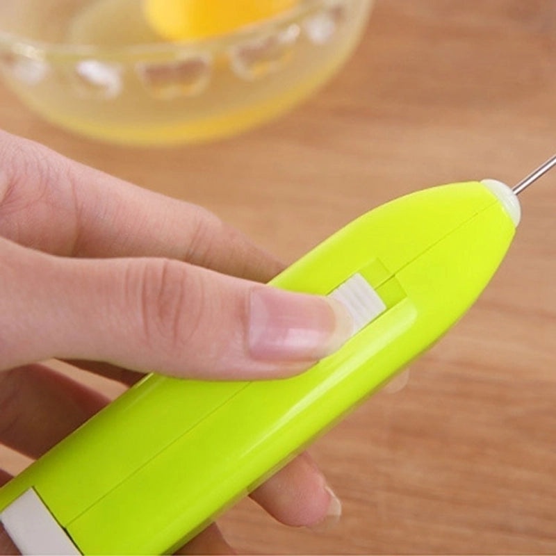 Simple Design Solid Color Plastic Egg Beater for Kitchen Use|Kitchen Utensils and Gadgets