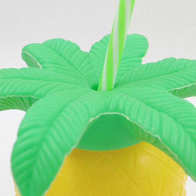 自有工厂PP塑料水果造型饮料杯菠萝吸管杯儿童一次性饮料杯|儿童饮料杯