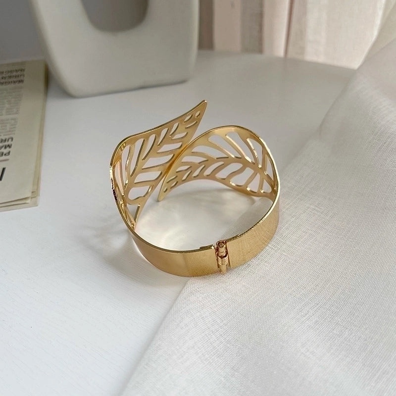 Metal Leaf Curtain Clips for Home Decor | Home & Living Accessories