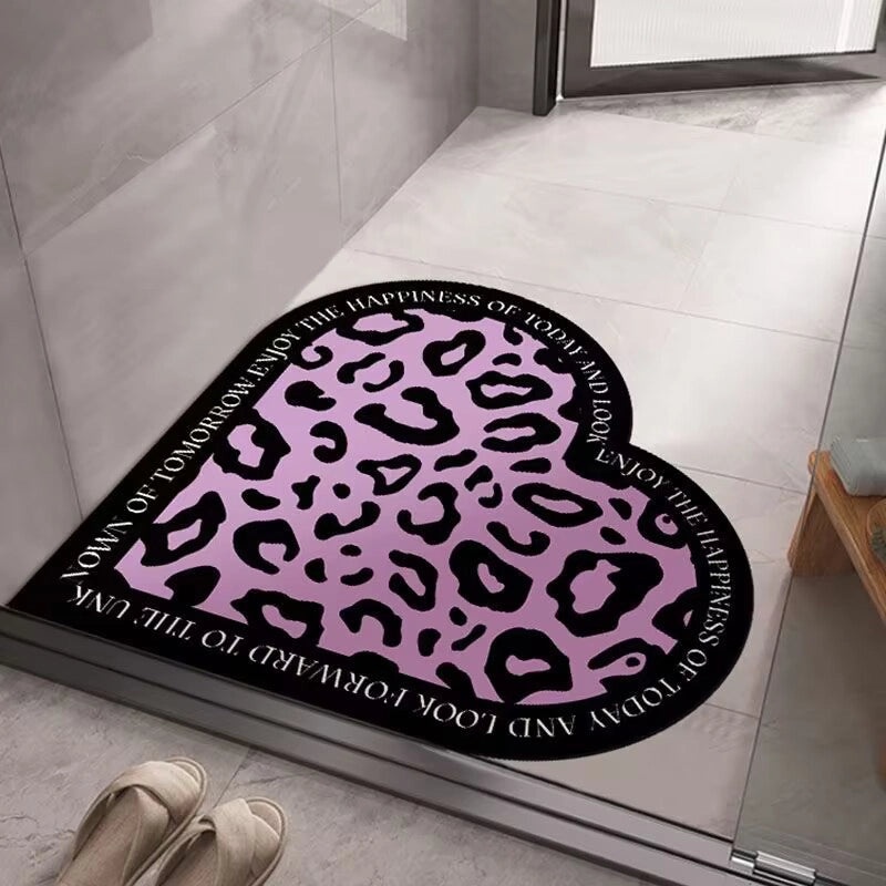 Elegant Heart Shape Polyester Bath Mat for Casual Bathroom Decor|Bathroom Accessories