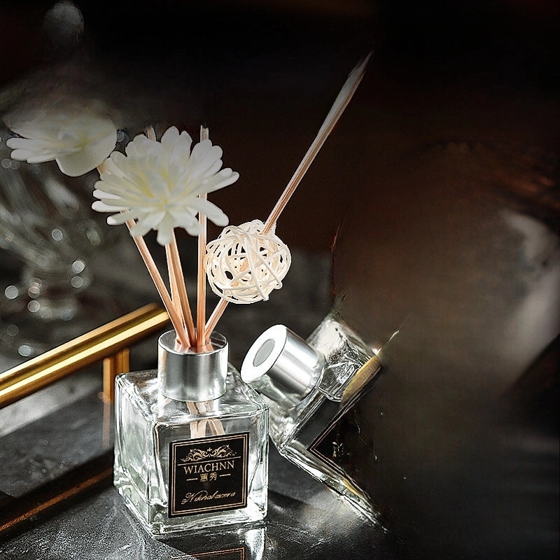 Qixiu Aromatherapy Essential Oil Diffuser with Dried Flowers and Rattan Sticks, Long-lasting Indoor Home & Bathroom Fragrance|Home Fragrance