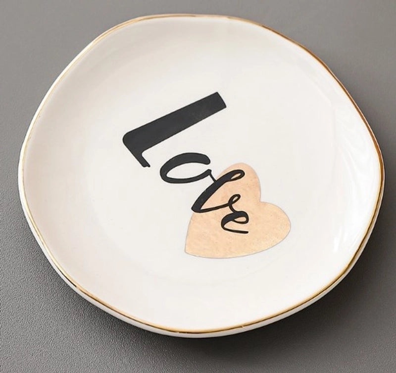 White Porcelain Heart-Shaped Plate with Letter Design - 1 Piece | Home Decor & Tableware
