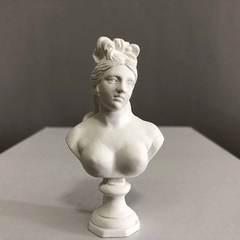 Nordic Human Figure Synthetic Resin Decor | Home Decor Ornaments