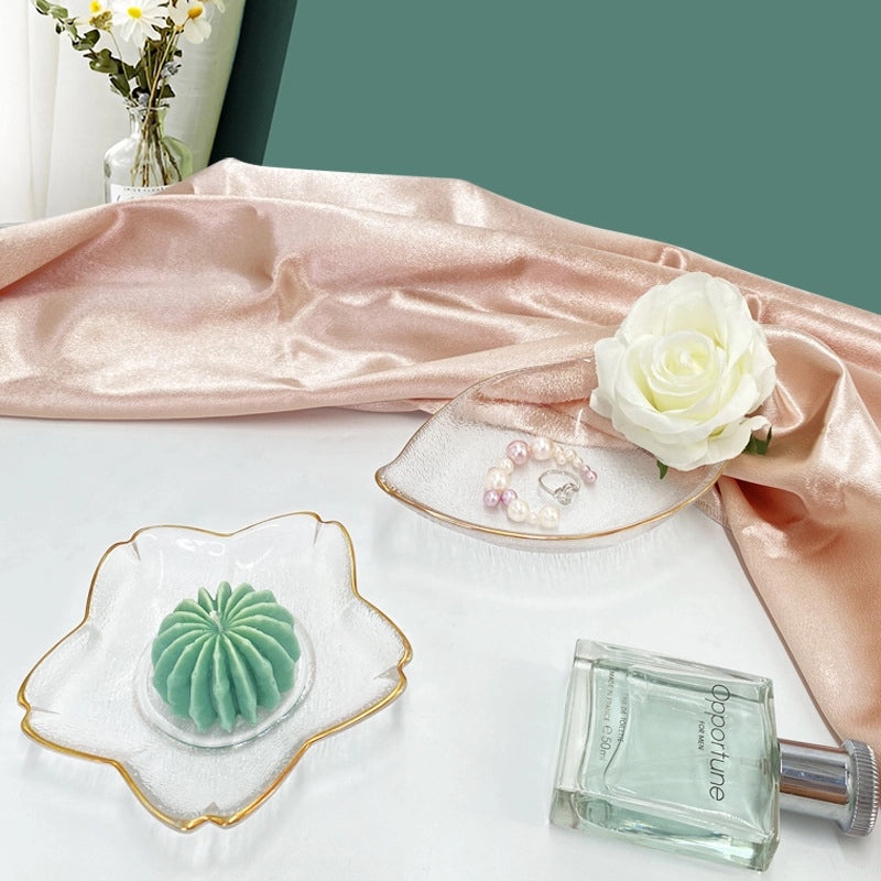 Minimalist Solid Color Glass Plate for Everyday Use | Tableware and Dining Accessories