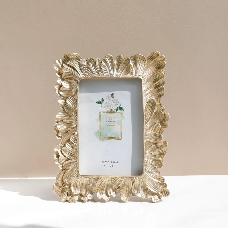 Vintage Floral Metal Photo Frames Decorative Artificial Accents|Home Decor