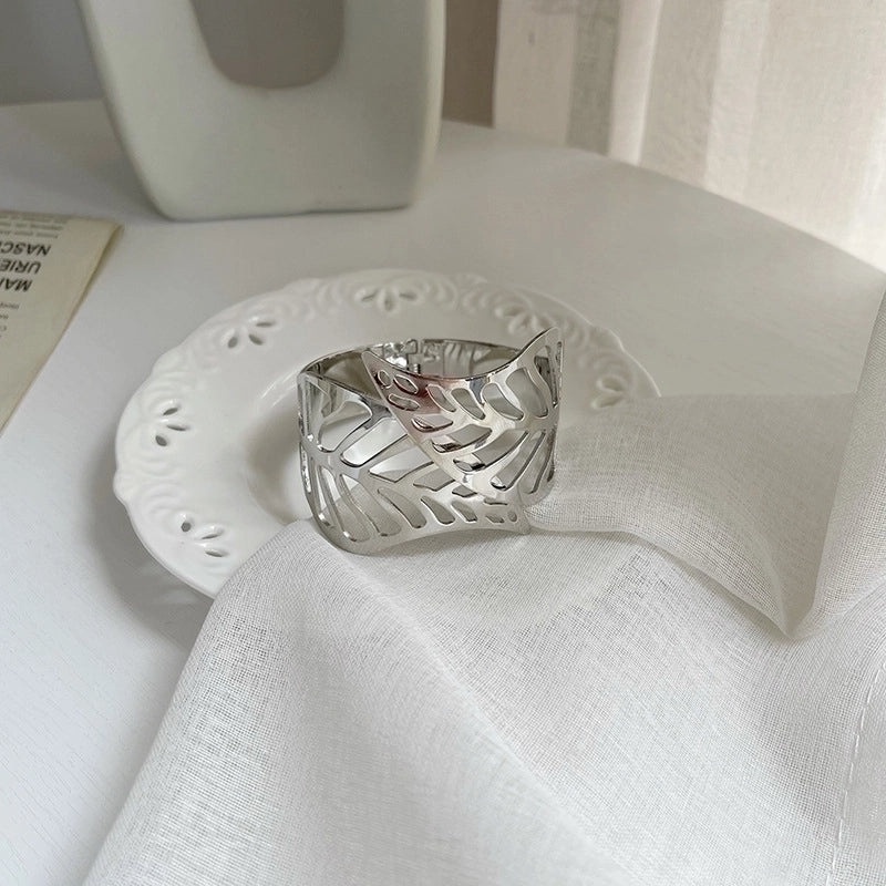 Metal Leaf Curtain Clips for Home Decor | Home & Living Accessories