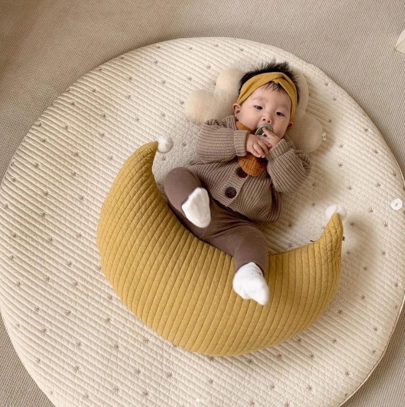 Newborn Baby Nursing Pillow Soft Cotton Moon Cushion Hair Ball Design Removable Washable Cover|Baby Pillows & Bedding