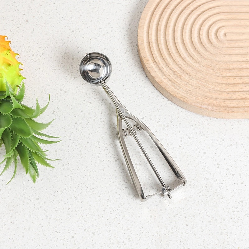 Elegant Solid Color Stainless Steel Spoon for Everyday Use|Kitchen & Dining Utensils