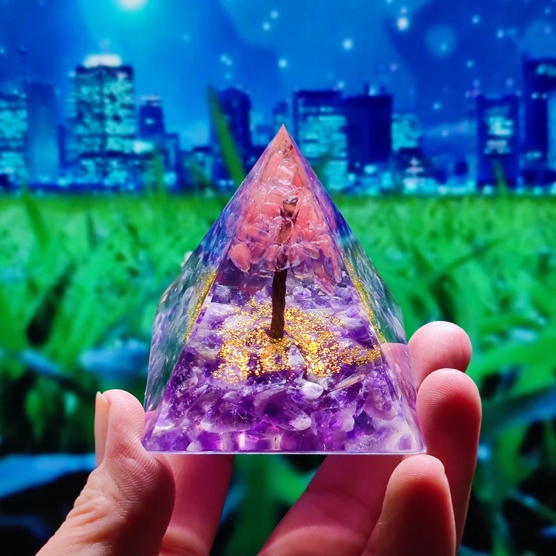 Crystal Ball Gravel Pyramid Resin Crafts Desktop Decoration Unique Station Ornament|Home Decor