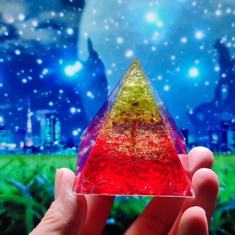 Crystal Ball Gravel Pyramid Resin Crafts Desktop Decoration Unique Station Ornament|Home Decor