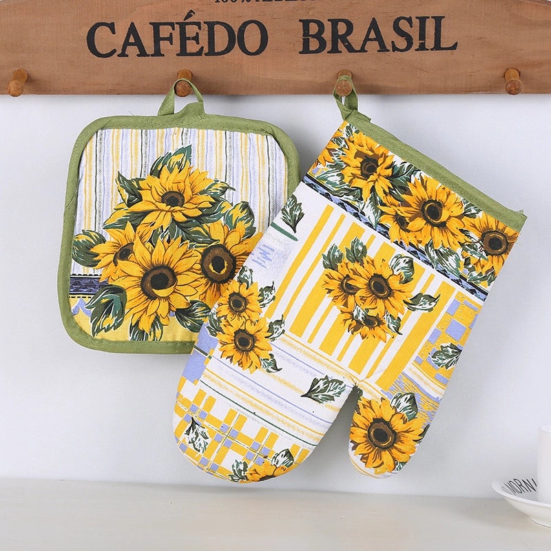 Heat Resistant Gloves with Pastoral Multiple Prints | Kitchen & Dining Accessories