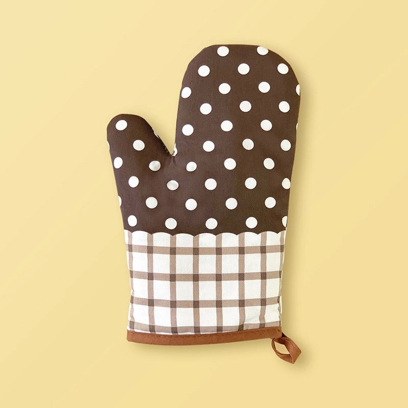 Cotton Heat Resistant Gloves with Minimalist Polka Dot Design|Kitchen & Dining Accessories