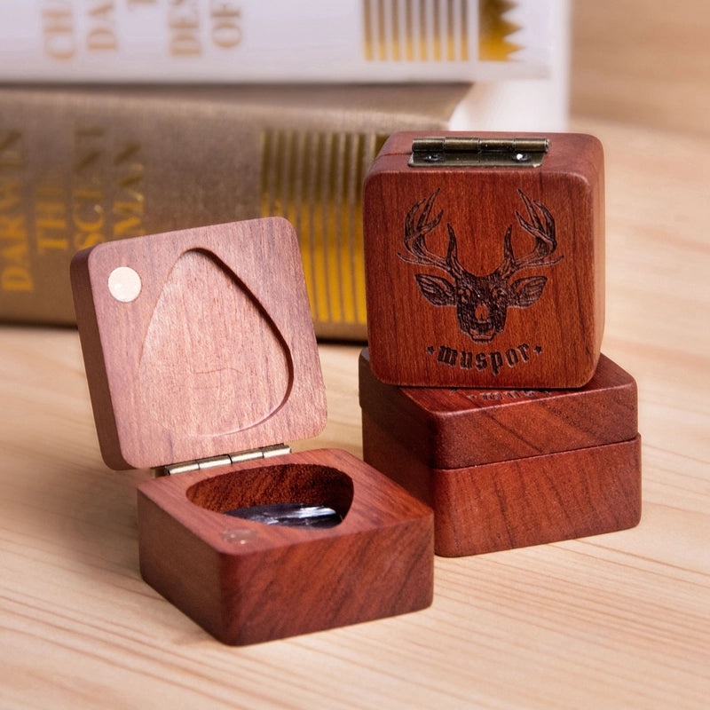 Elegant Owl and Reindeer Rosewood Decorations|Holiday Home Decor