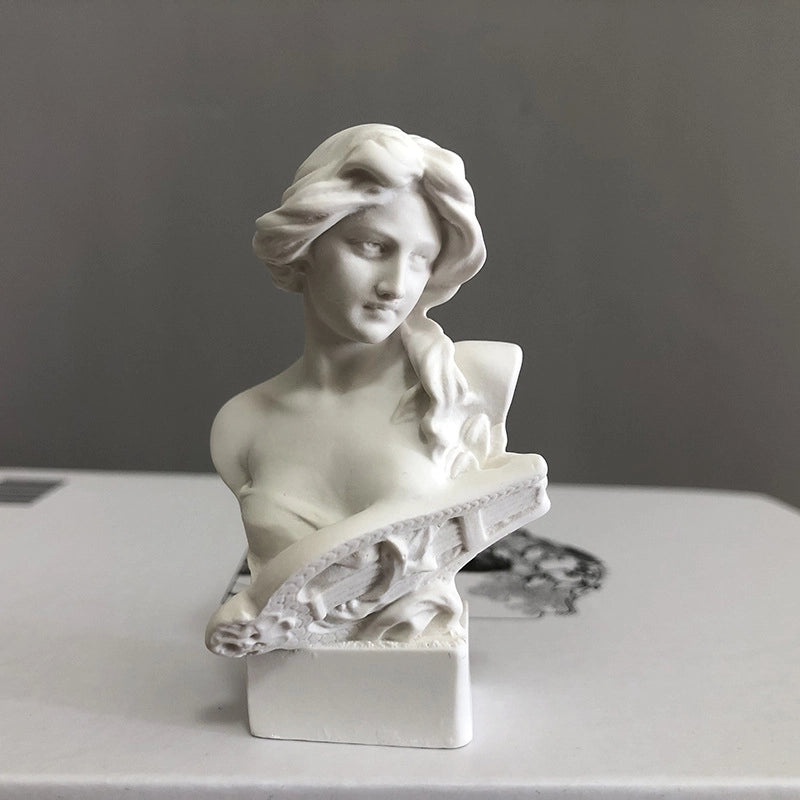 Set of 2 Nordic Human Figurine Resin Decor|Home Decor & Ornaments