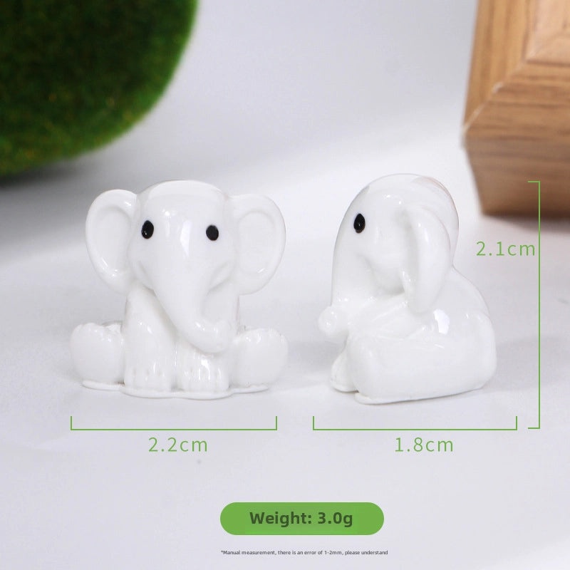 Mini Elephant Resin Figurine Cute Animal Desktop Ornament Micro Landscape Decoration|Home Decor Accessories