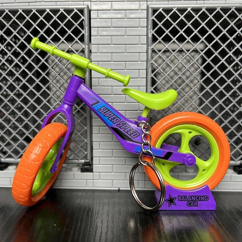 Movable Sliding Bicycle Couple Keychain Creative Jewelry Hanging Ornament | Accessories & Keychains