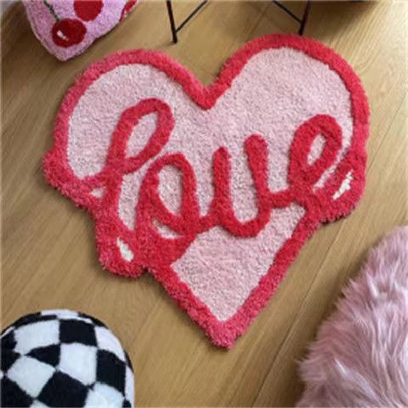 Elegant Heart Letter Pattern Polyester Bath Mat for Bathroom | Bath Rugs & Mats