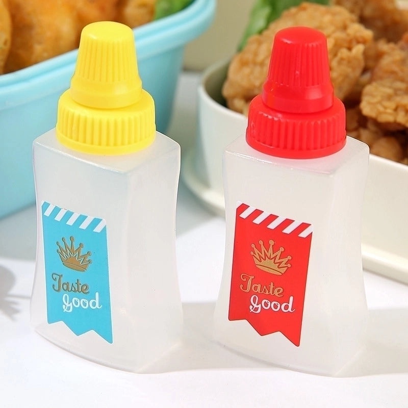Cute Letter Carrot Sauce Bottle for Peppers and Peanuts | Kitchen & Dining Containers