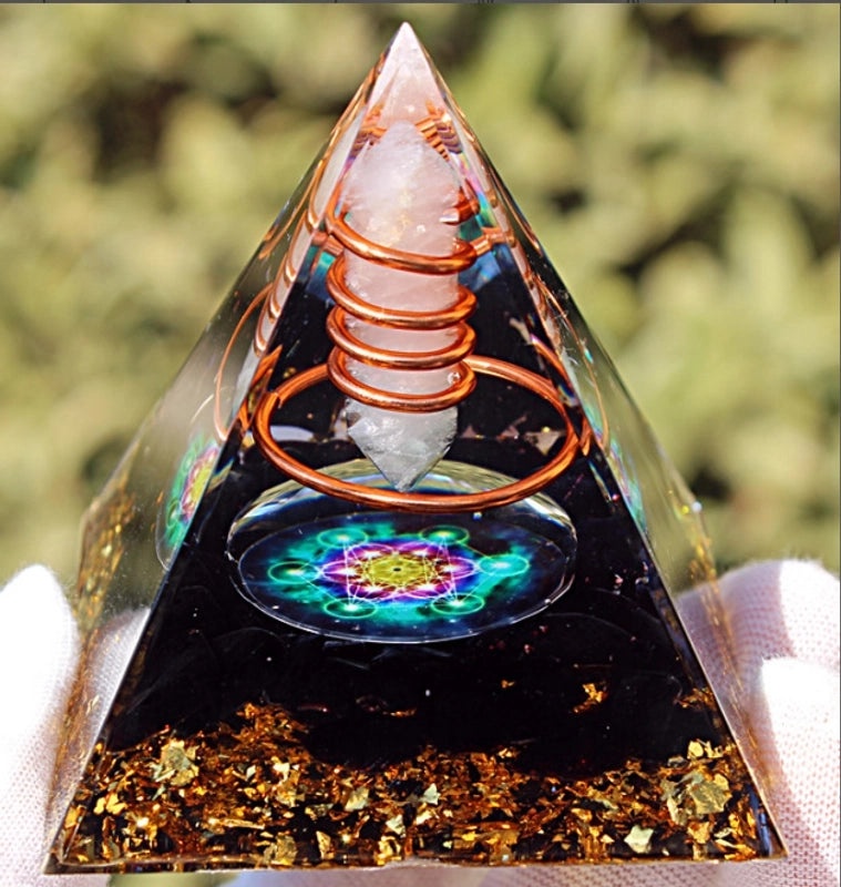 Minimalist Resin Crystal Pyramid Ornament|Home Decor Accessories