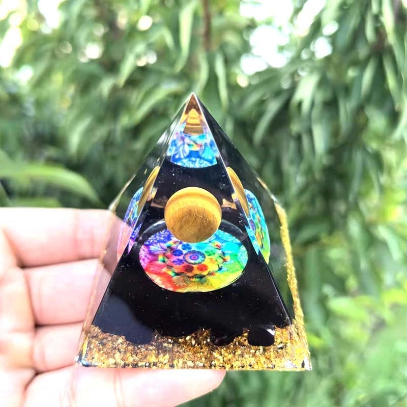 Casual Pyramid Resin Decorative Figurines Modern Home Decor Accents|Home Decor