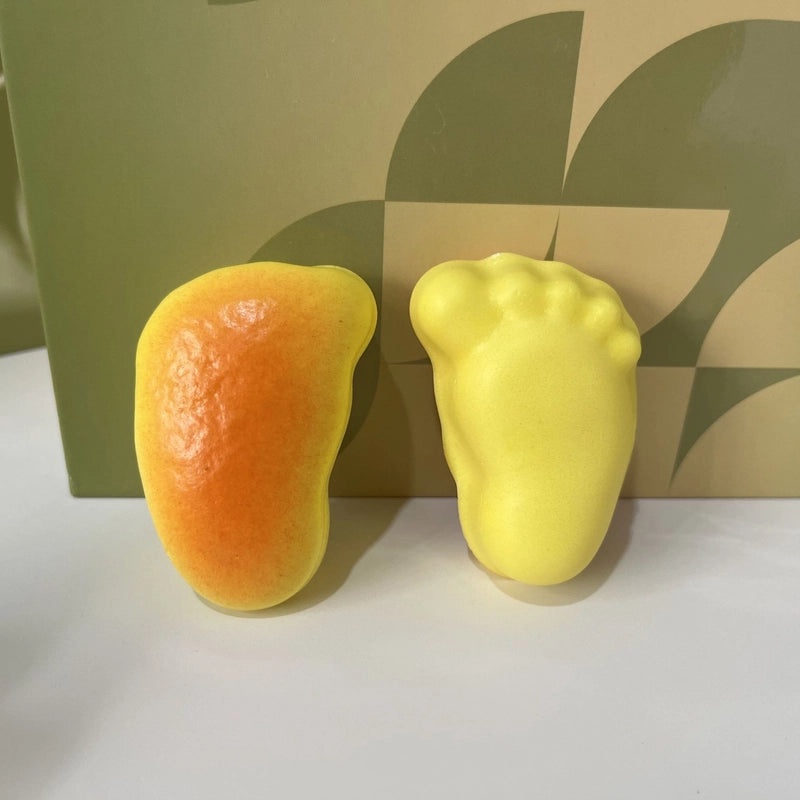 Slow Rebound Pinch Toy Soft Cake Sticky Hand Red Riding Book Food Simulation Bread Decompression Vent Toy|Stress Relief Toys