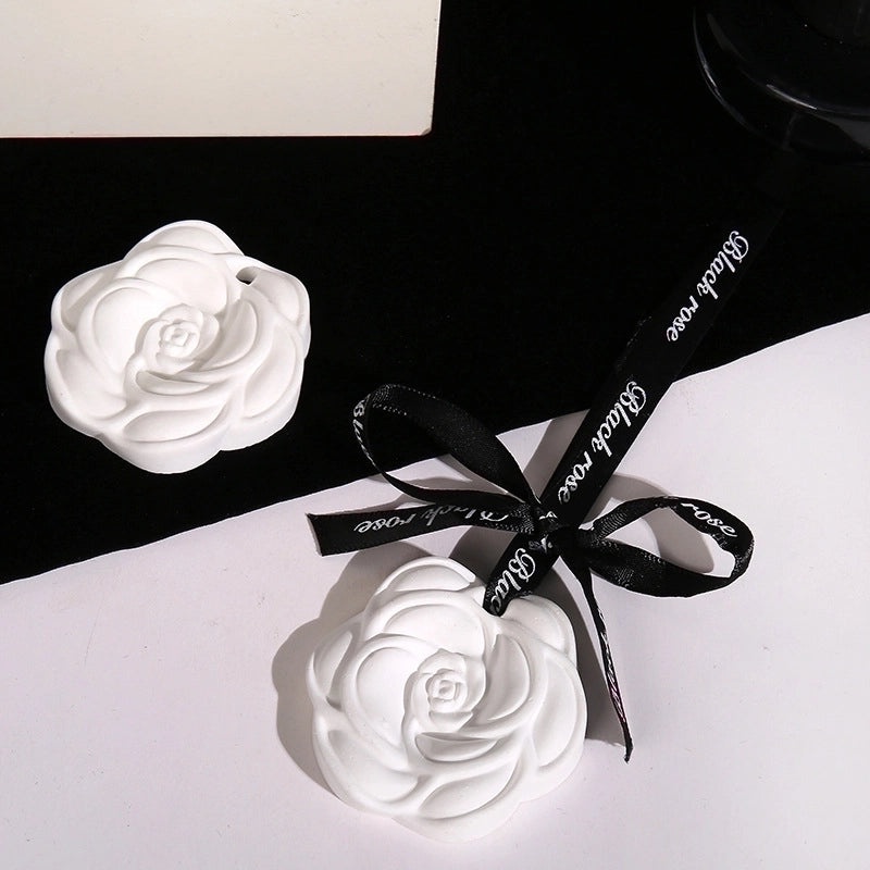 Natural Flower Scented Gypsum Soap Flakes for Everyday Use | Bath & Body Care