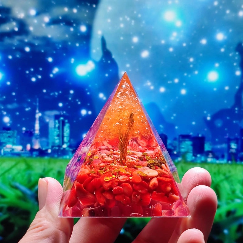 Crystal Ball Gravel Pyramid Resin Crafts Desktop Decoration Unique Station Ornament|Home Decor