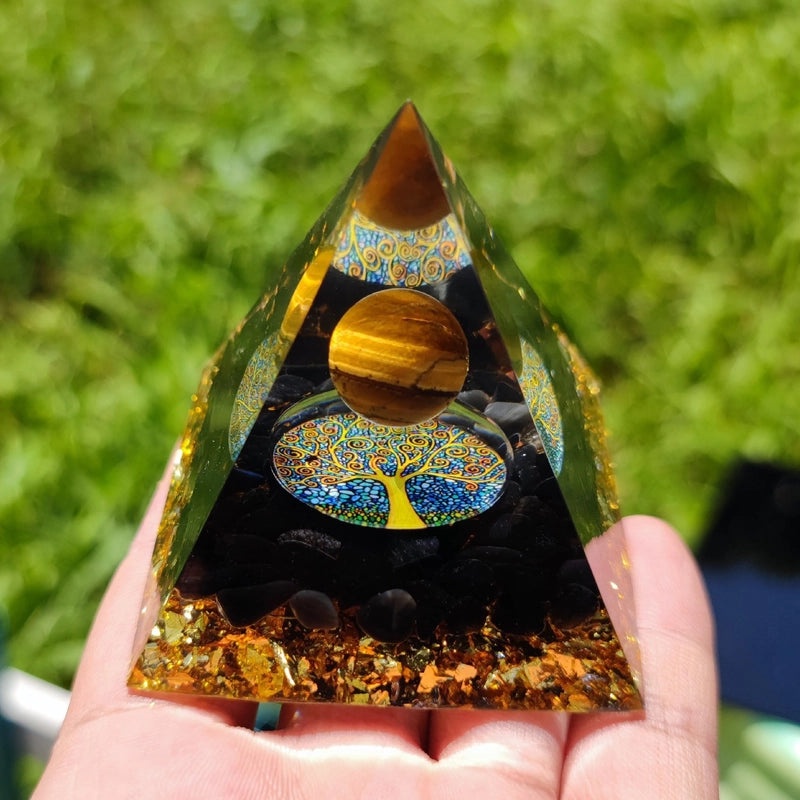 Minimalist Geometric Resin Crystal Pyramid Ornament | Home Decor