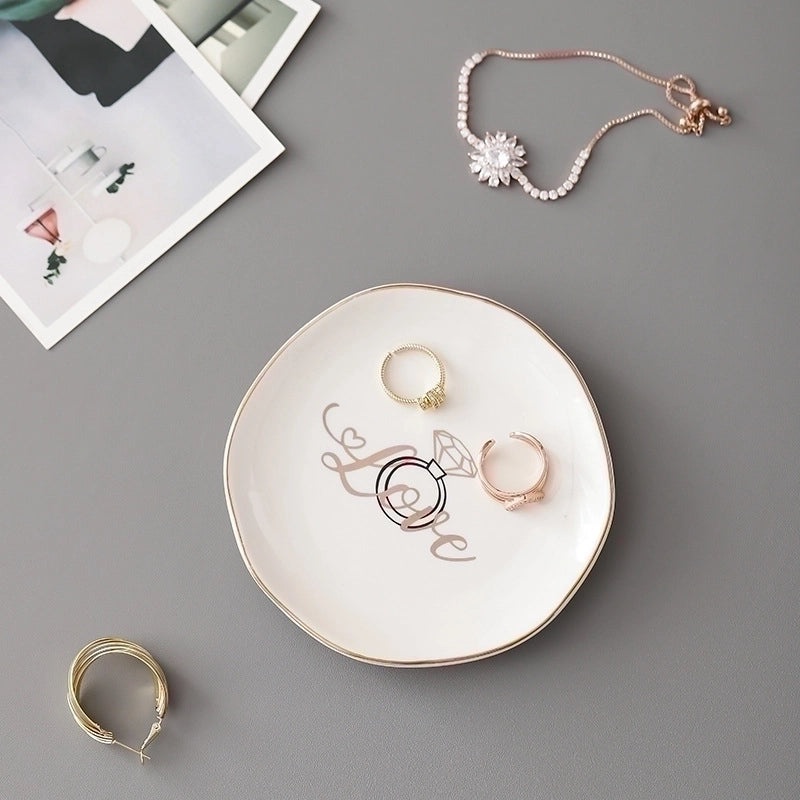 White Porcelain Heart-Shaped Plate with Letter Design - 1 Piece | Home Decor & Tableware