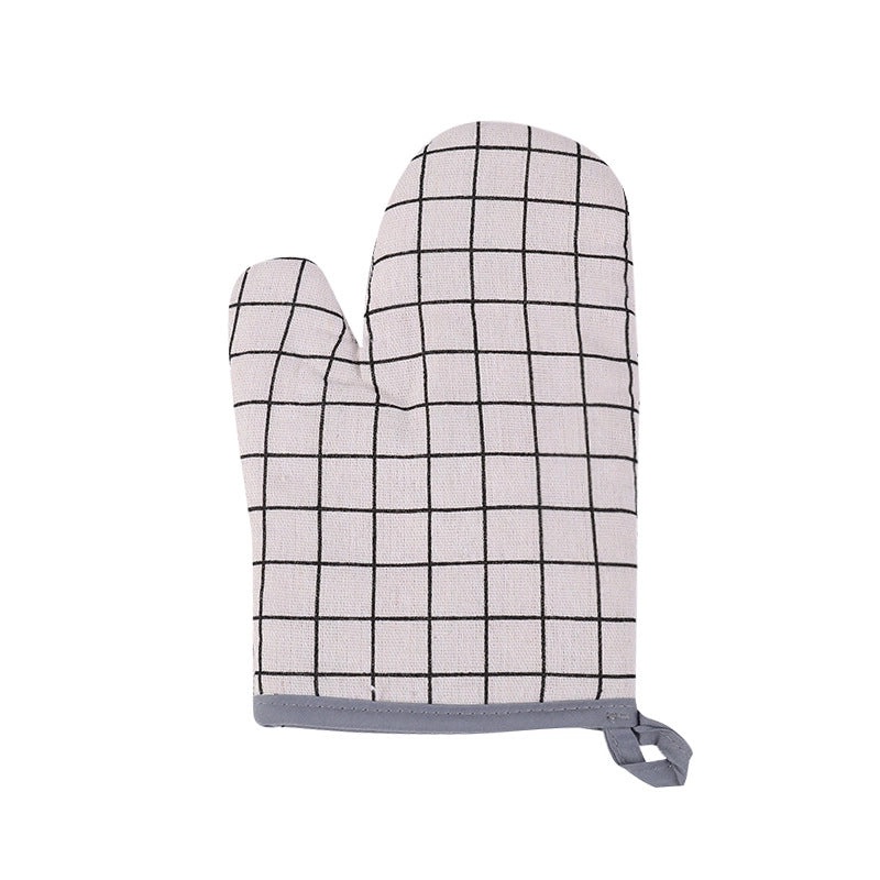 Cotton Heat Resistant Gloves with Minimalist Polka Dot Design|Kitchen & Dining Accessories