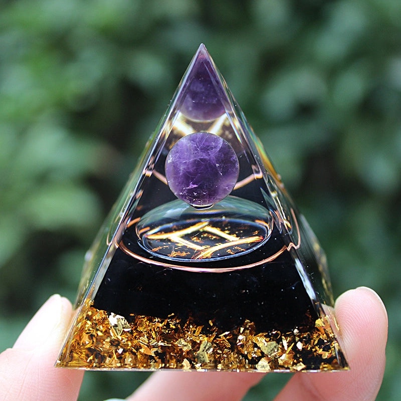 Minimalist Resin Crystal Pyramid Ornament|Home Decor Accessories