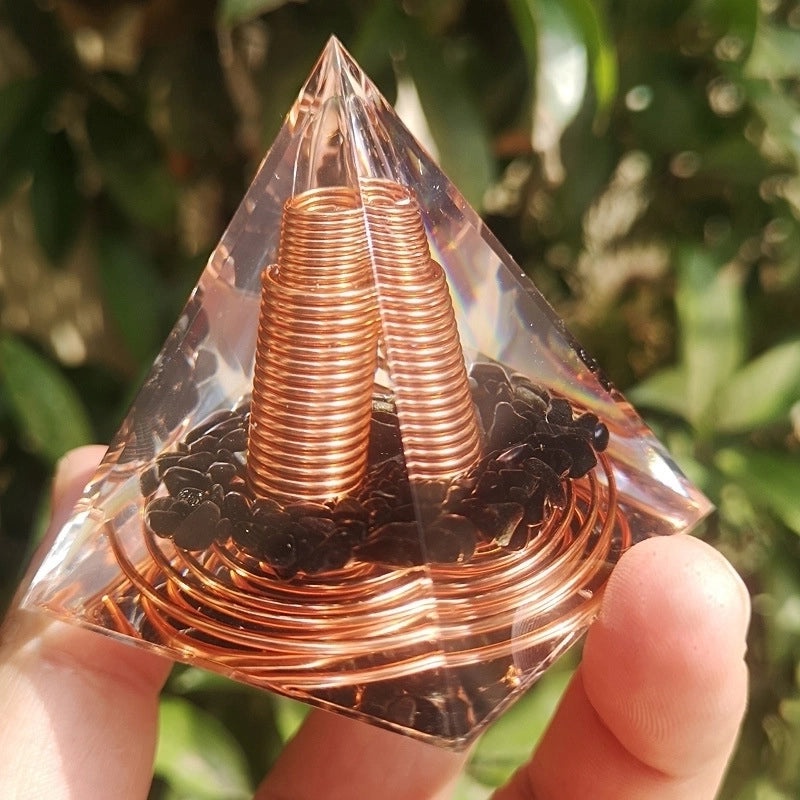 Retro Minimalist Pyramid Resin Crystal Ornament | Home Decor Accessories