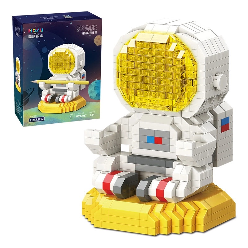 Glowing Astronaut Pen Holder for Students | Educational Desk Accessories