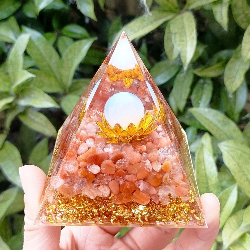 Classic Geometric Acrylic Crystal Pyramid Decor|Home Decor