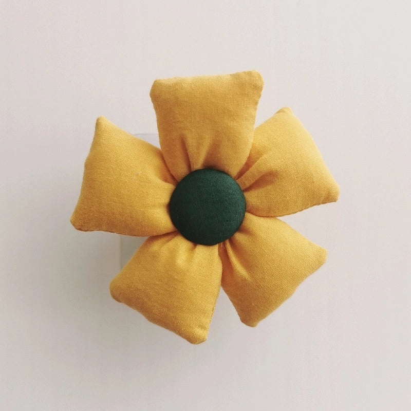 Minimalist Wooden Flower Wall Hook Home Decor|Wall Hooks & Hangers