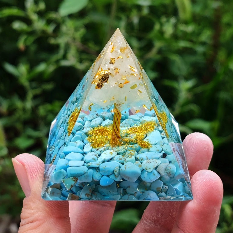 Crystal Ball Gravel Pyramid Resin Crafts Desktop Decoration Unique Station Ornament|Home Decor