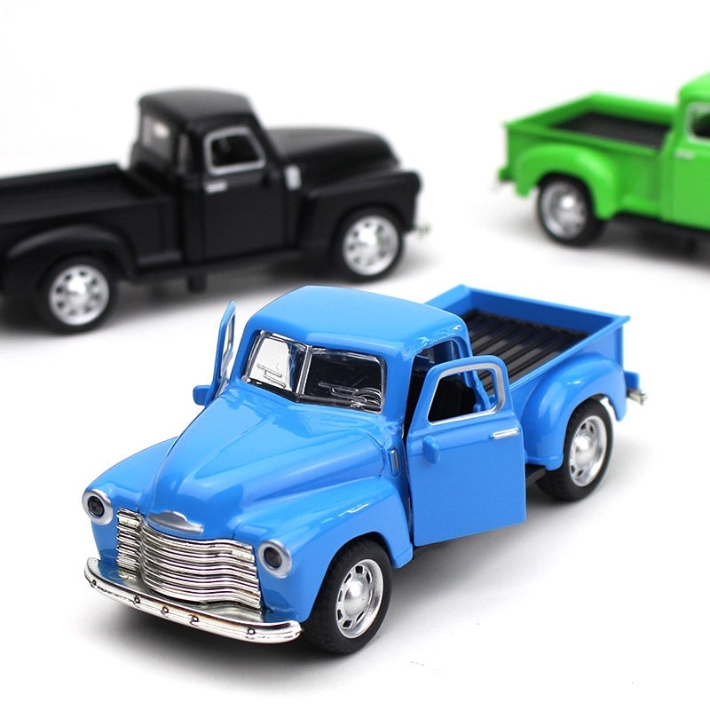 Retro Metal Pickup Car Model Ornament Classic Alloy Toy Vehicle Gift|Car Accessories