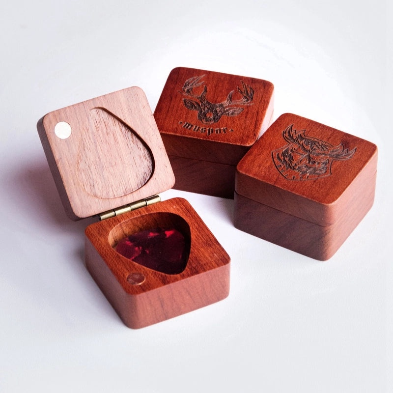 Elegant Owl and Reindeer Rosewood Decorations|Holiday Home Decor