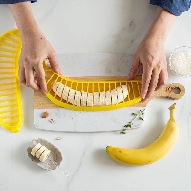 Minimalist Plastic Fruit Cutter 1 Piece | Kitchen Tools and Gadgets