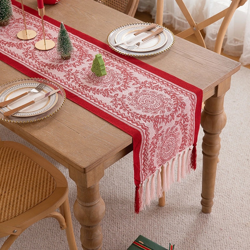 Elegant Floral Polyester Tablecloth for Christmas Casual Dining|Home Decor Table Linens