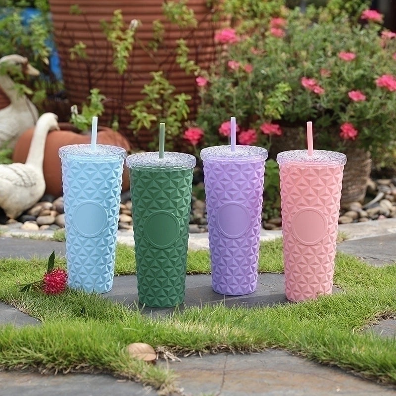 Stylish Solid Color Plastic Water Bottle for Everyday Use | Drinkware