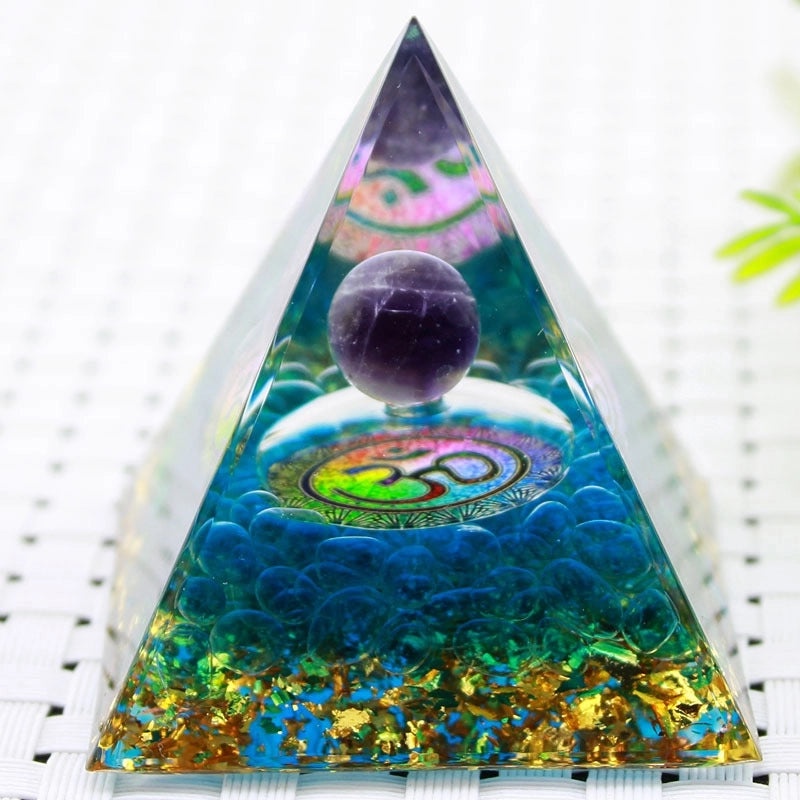 Classic Geometric Acrylic Crystal Pyramid Decor|Home Decor