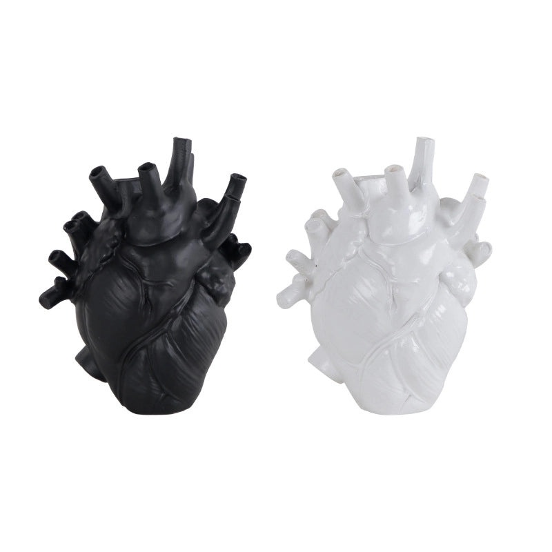 Modern Halloween Heart Resin Decor | Seasonal Home Decorations
