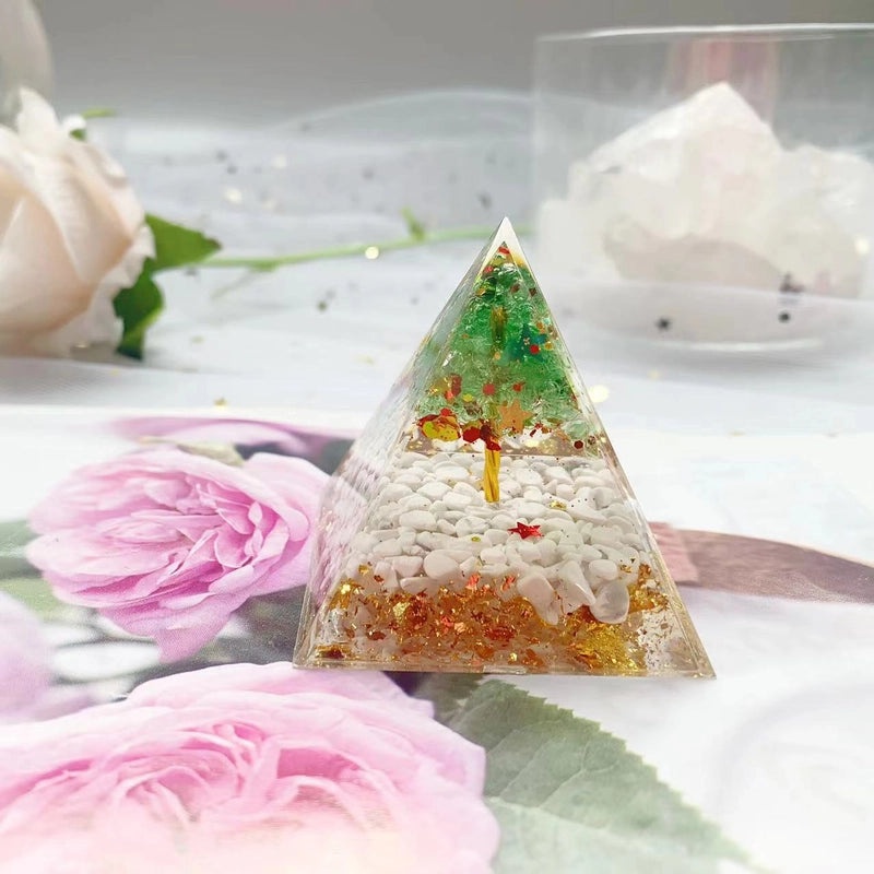 Festive Resin and Crystal Holiday Ornaments|Christmas Decorations