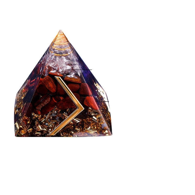 Minimalist Crystal Pyramid Ornament | Daily Indoor Home Decor