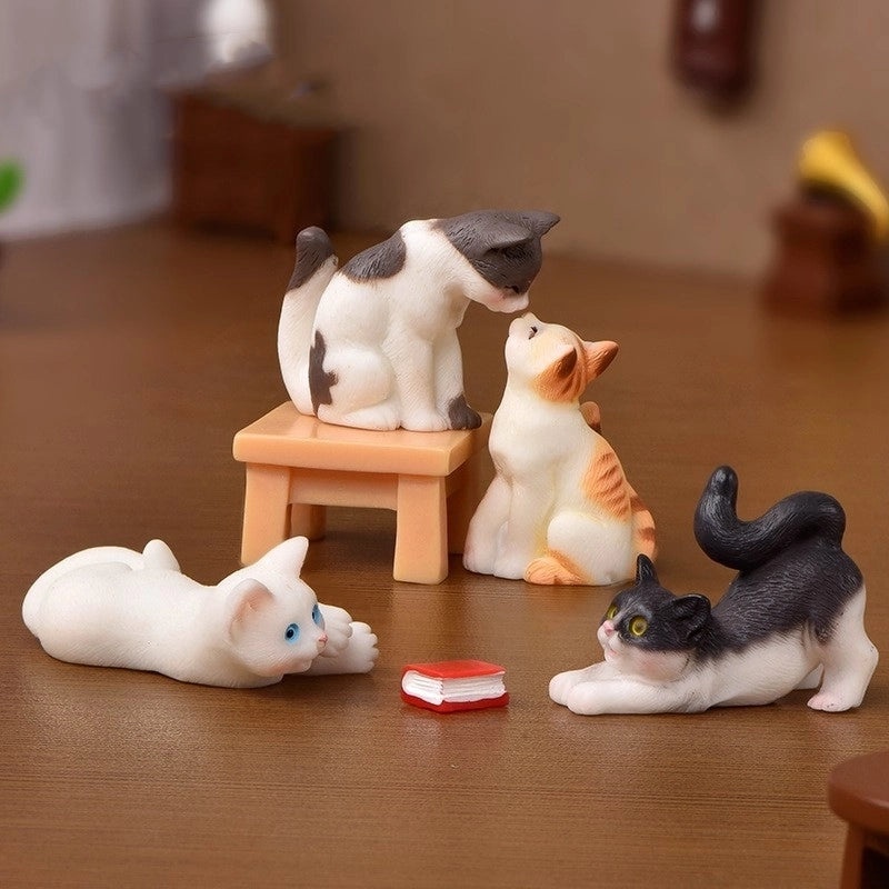 Adorable Cat Resin Figurines Decorative Home Accents|Home Decor